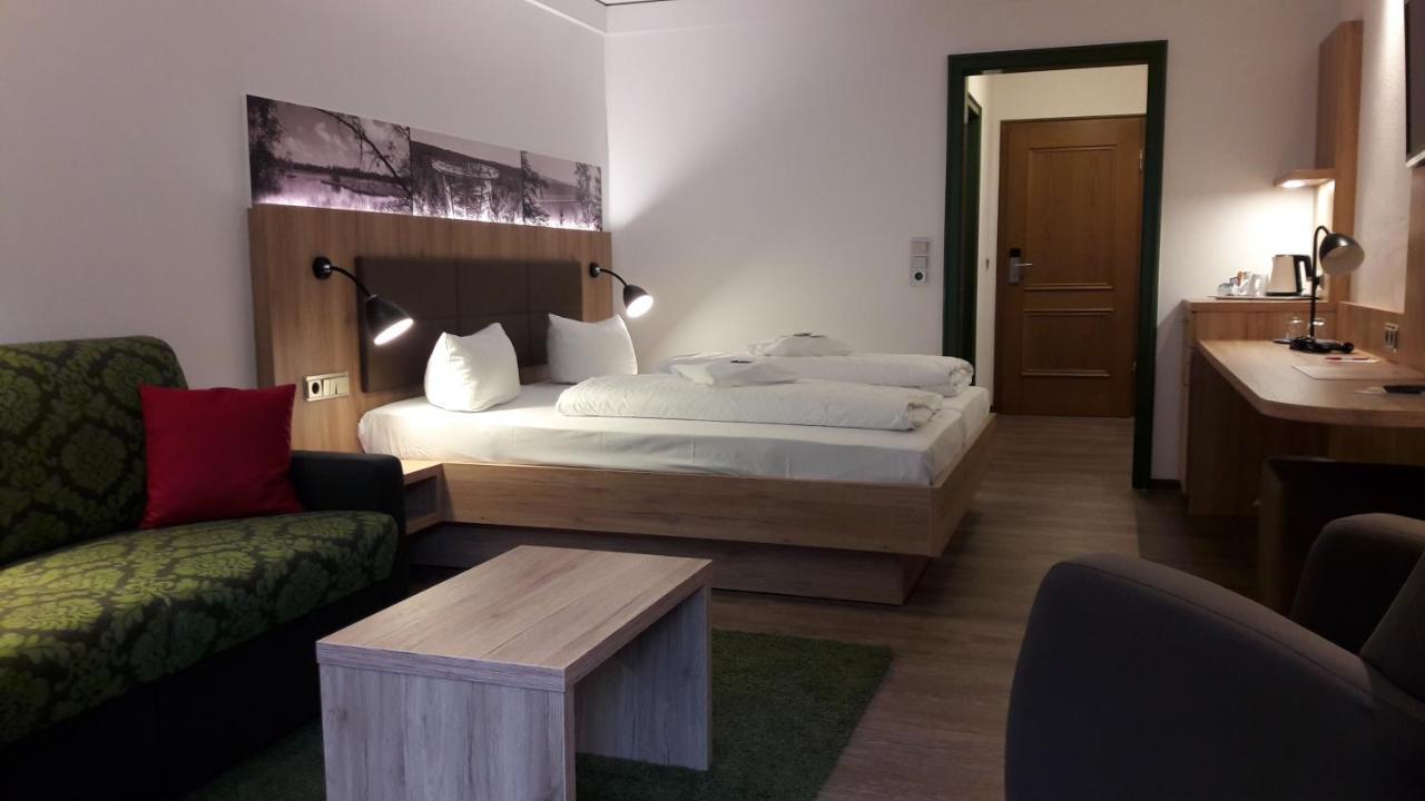 Hotel Ochsen Hoefen an der Enz Экстерьер фото