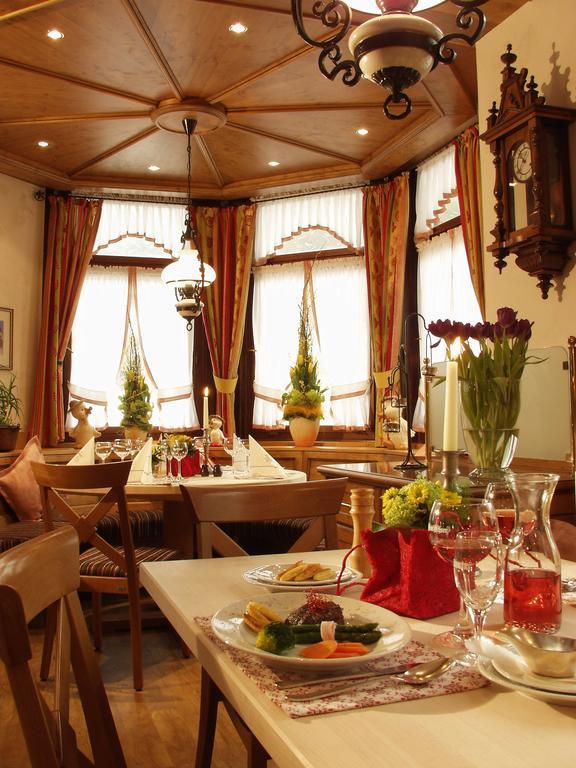 Hotel Ochsen Hoefen an der Enz Экстерьер фото